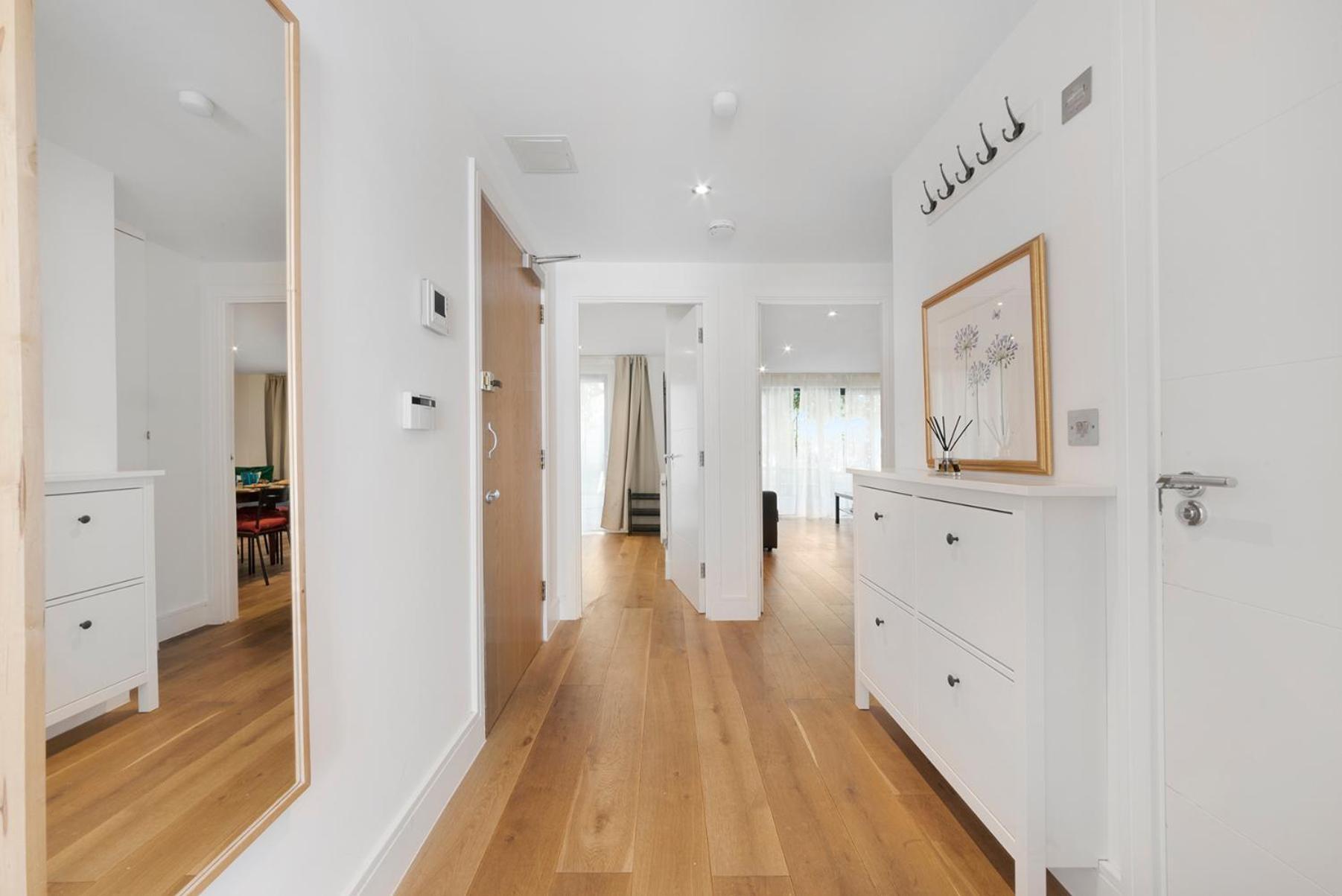 Hermitage Road Apartment By Morethanstays Лондон Екстериор снимка